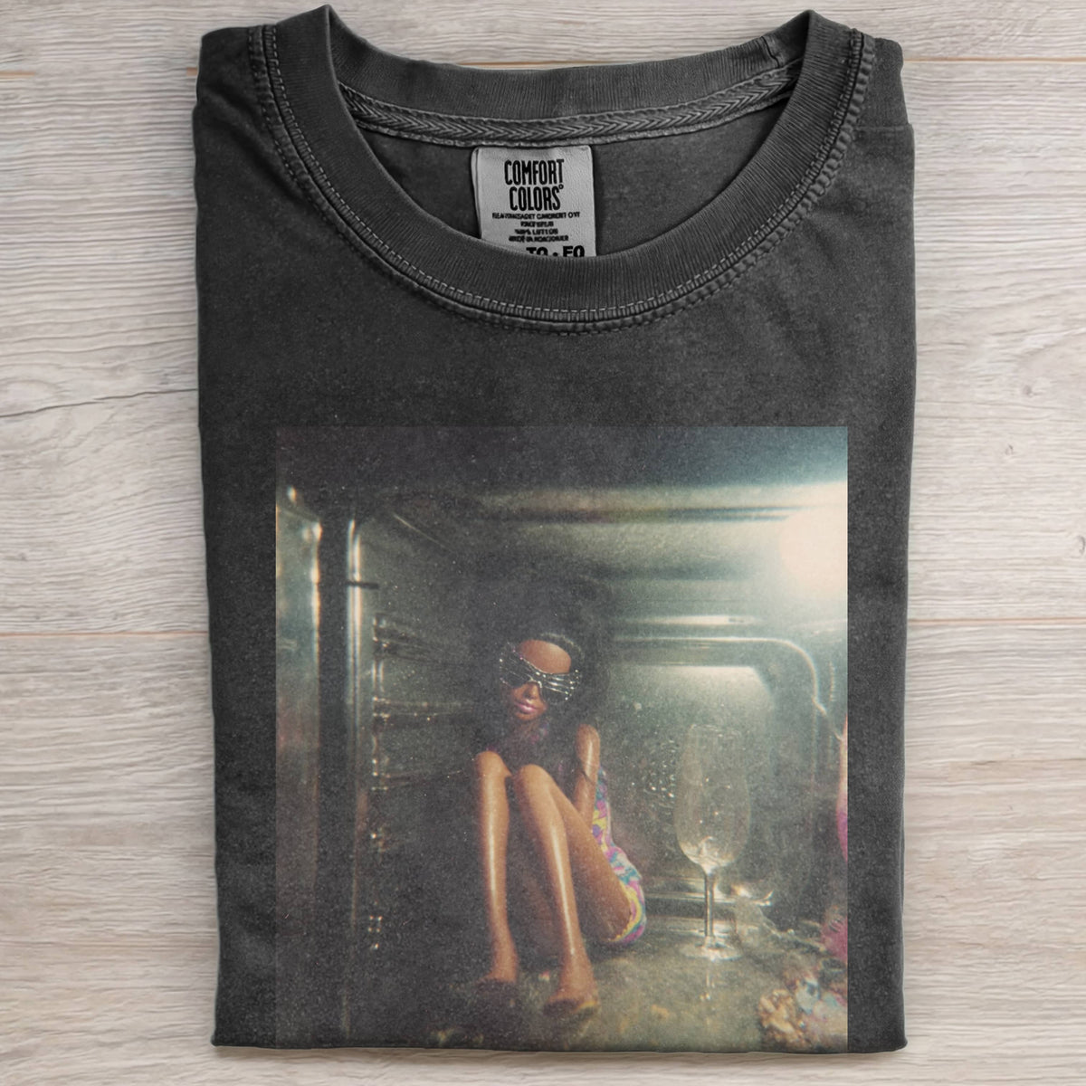 OVEN, BLACK LEATHER SUNGLASSES, BARBIECORE T-SHIRT