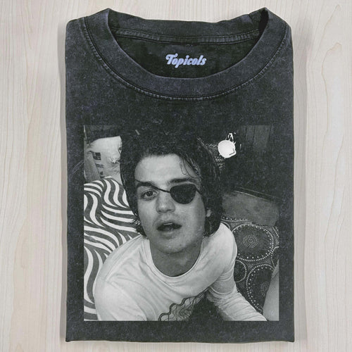 STRANGER THINGS T-SHIRT