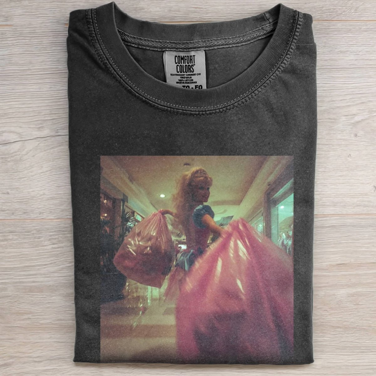 BARBIECORE SHOPPING T-SHIRT