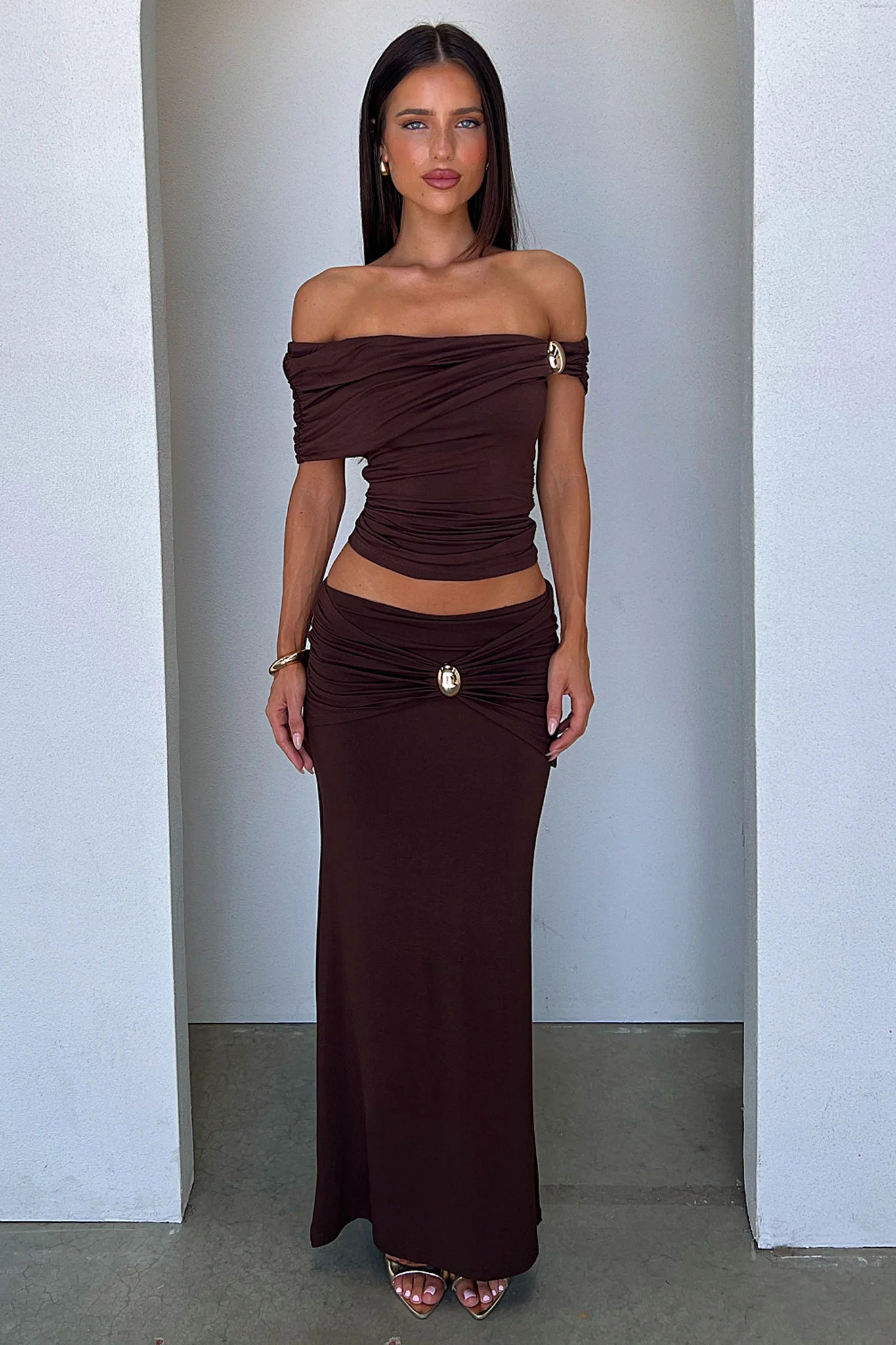 Malika Off-Shoulder Top - Brown
