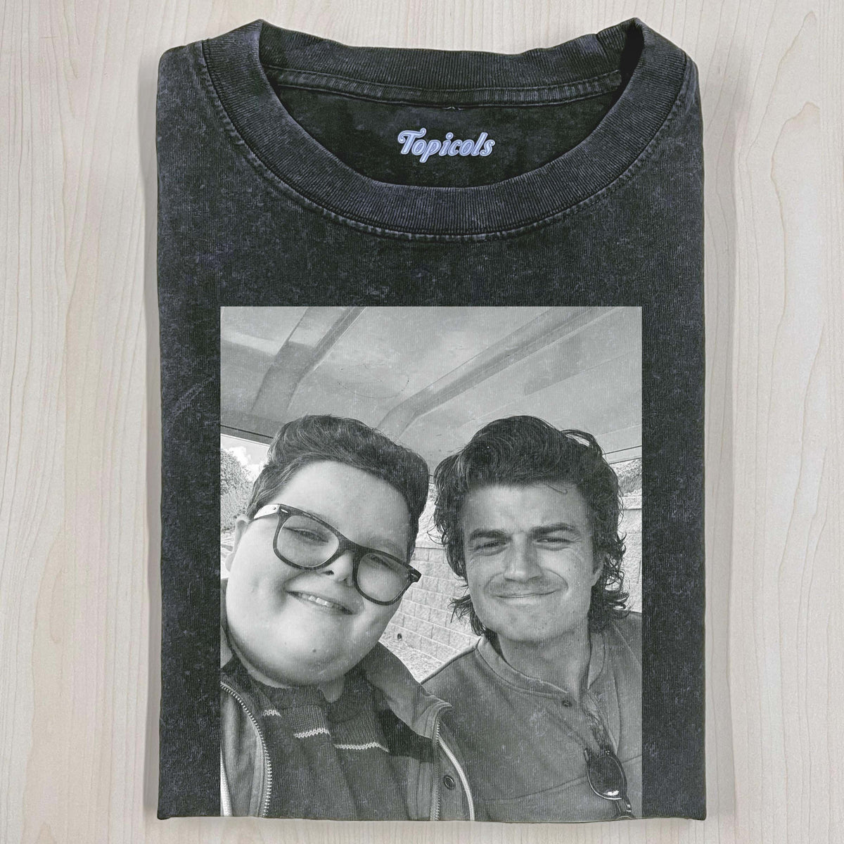 STRANGER THINGS T-SHIRT