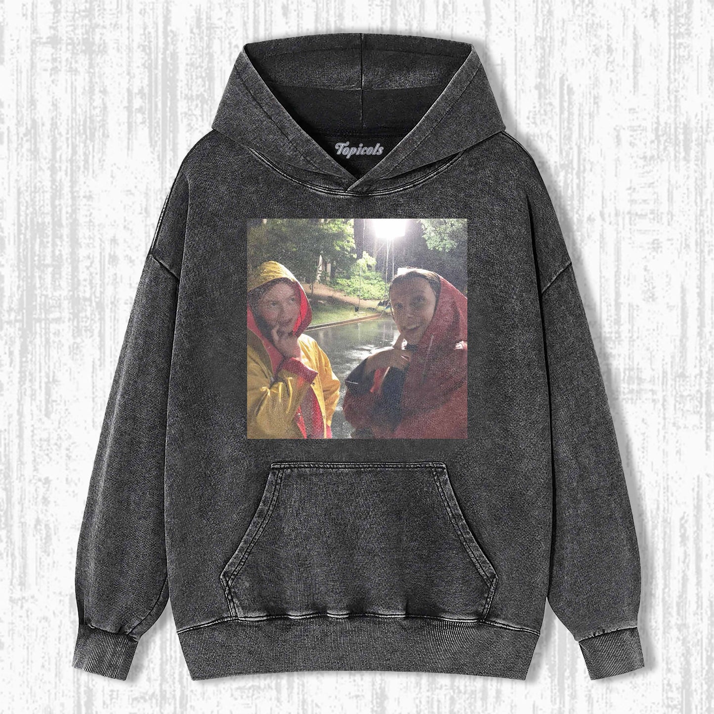 STRANGER THINGS  T-SHIRT