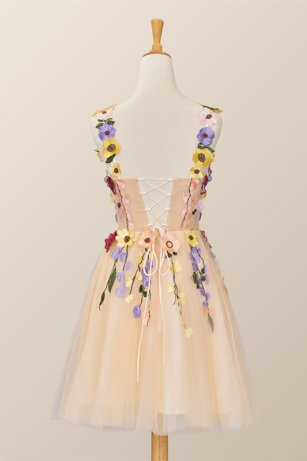 Robe courte en tulle champagne orné de fleurs 3D
