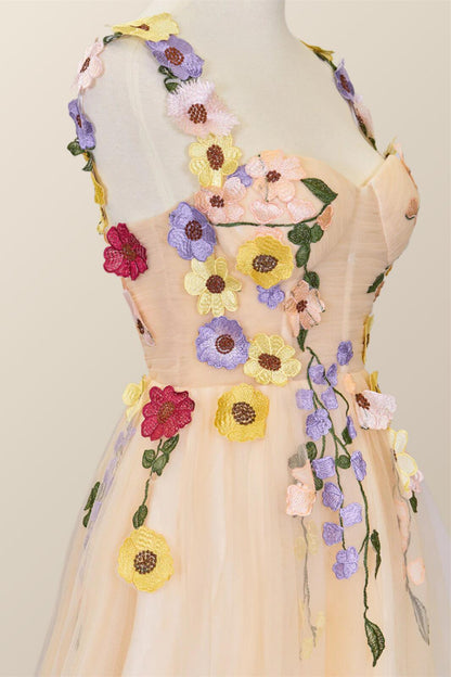 Robe courte en tulle champagne orné de fleurs 3D