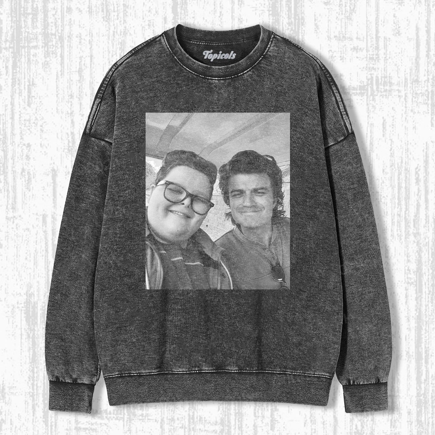 STRANGER THINGS T-SHIRT