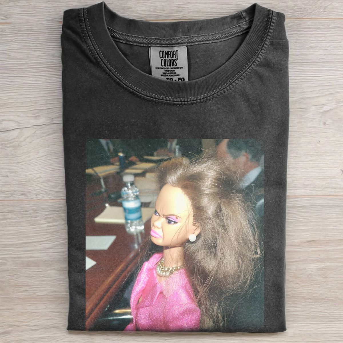 BARBIECORE DEPRESSED MEETING SHORT-SLEEVED T-SHIRT