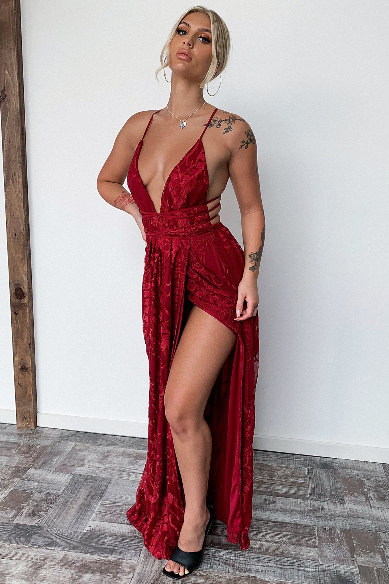 Scarlett Halter Maxi Dress - Burgundy